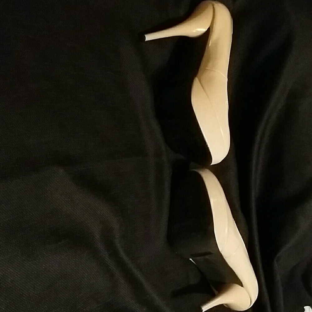 Stilettos - Picture 4 of 4